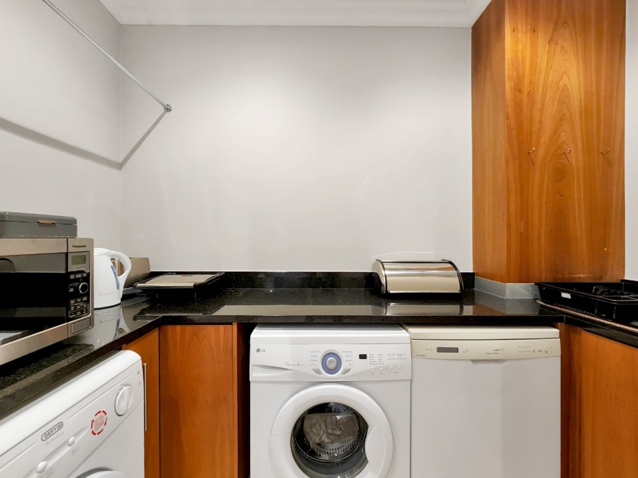 2 Bedroom Property for Sale in Mouille Point Western Cape